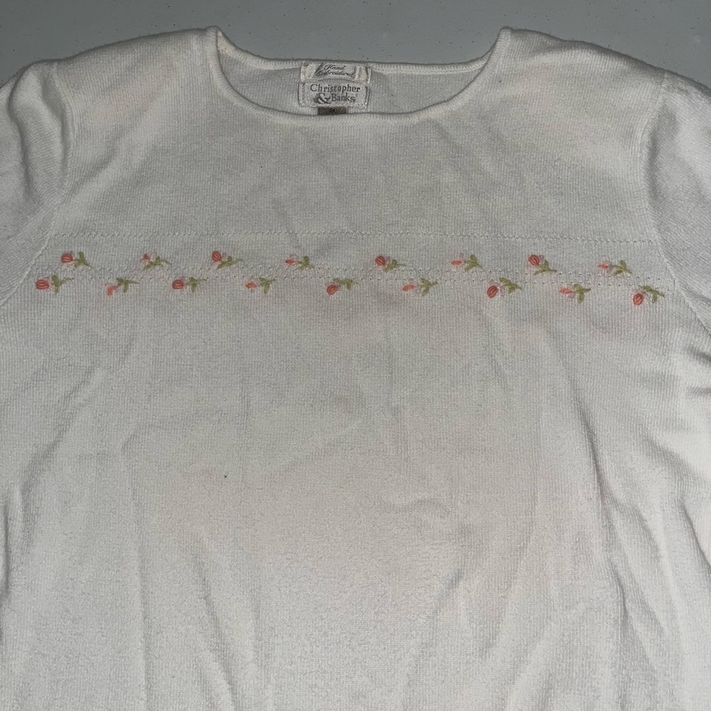 💜 Vintage Christopher & Banks Floral Hand Embroidered Sweater